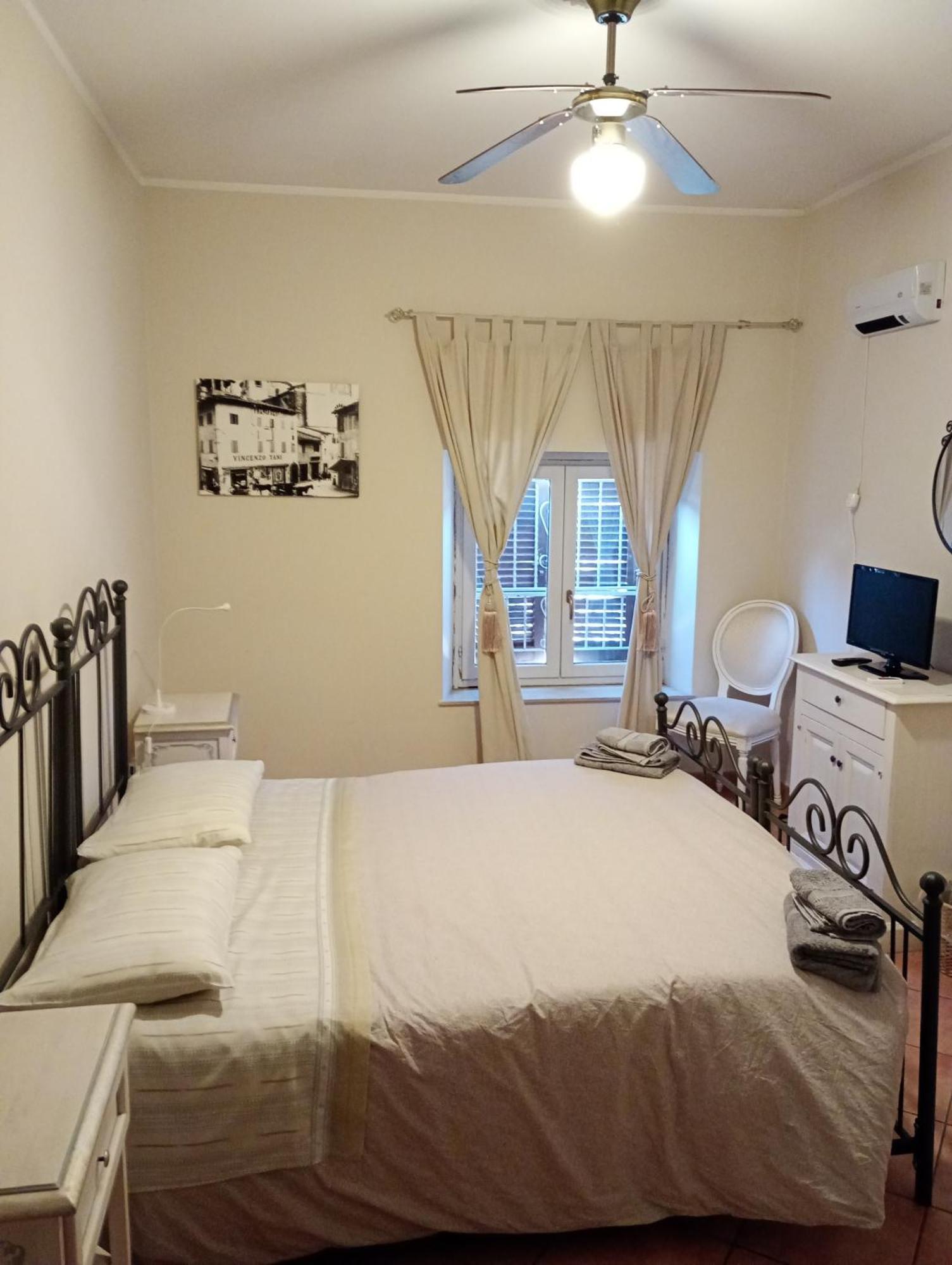 B&B La Giostra Di Фолиньо Екстериор снимка